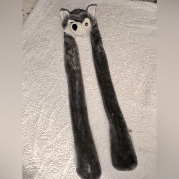 CHILDRENS WINTER HAT AND MITTEN/SCARF COMBO | GENDER NEUTRAL - Picture 5 of 6